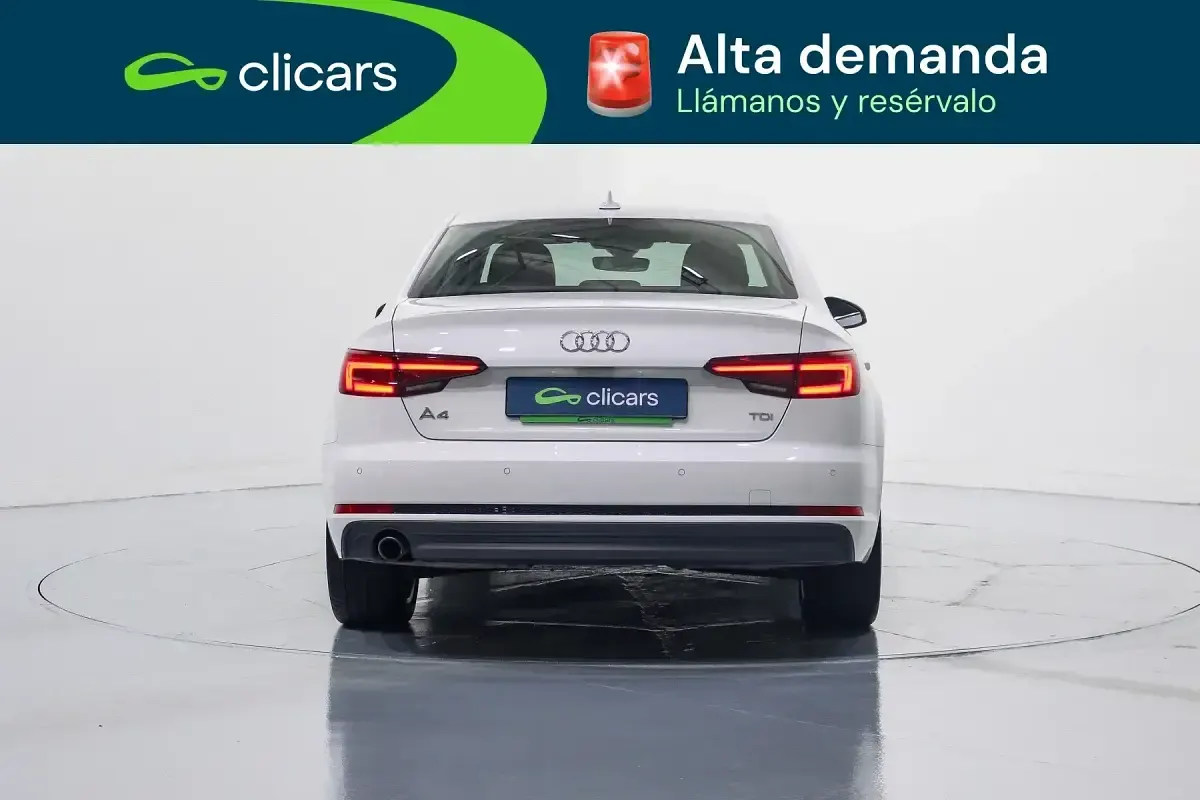 Usado Audi A4 S-Line 150 CV (110 kW) 2018 Blanco Berlina