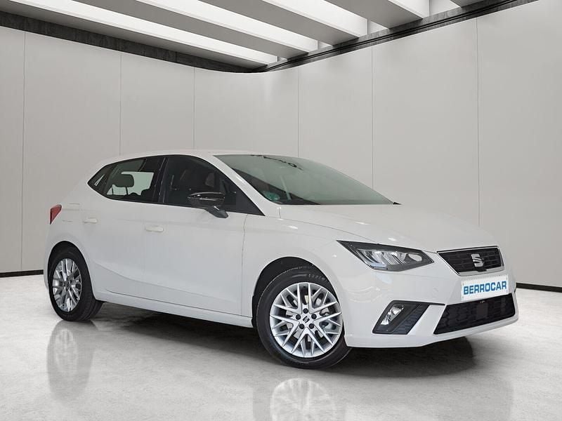 Blanco Usado 2024 Seat Ibiza FR | 18.990 € (Precio justo) - Imagen 1/4