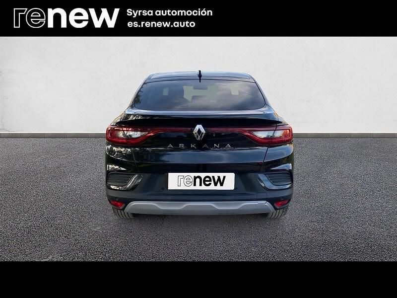 Usado Renault Arkana Techno 140 CV (102 kW) 2023 Negro SUV