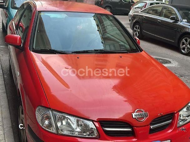 Rojo Usado 2001 Nissan Almera Berlina | 1600 € - Imagen 1/3
