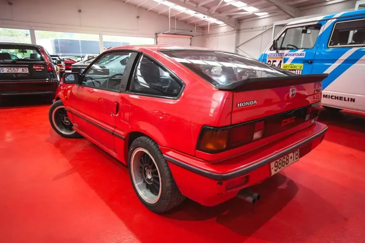 Usado Honda CR-X 124 CV (91 kW) 1997 Rojo Descapotable