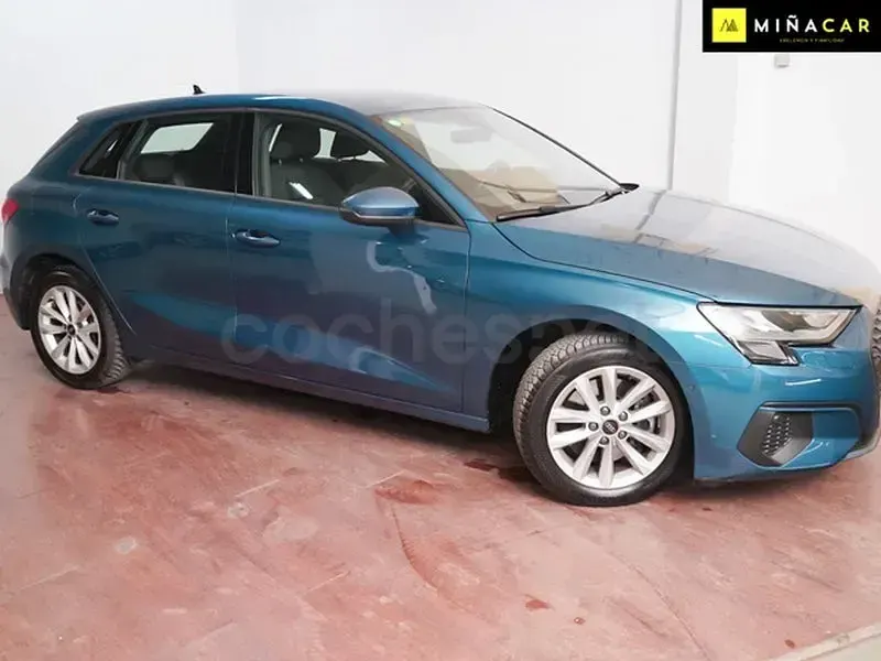 Usado Audi A3 150 CV (110 kW) 2021 Azul Berlina