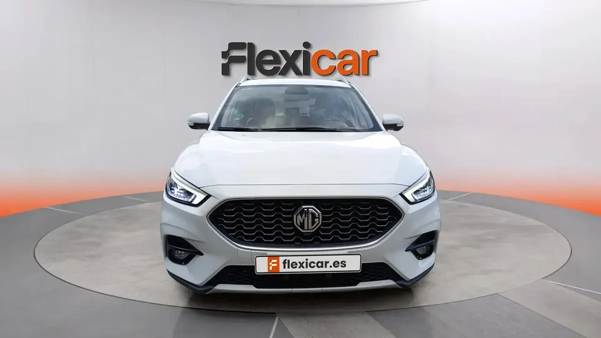 Usado MG ZS Comfort 106 CV (77 kW) 2023 Blanco SUV