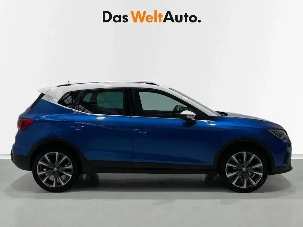 Usado Seat Arona FR 115 HP (84 kW) 2025 Azul SUV