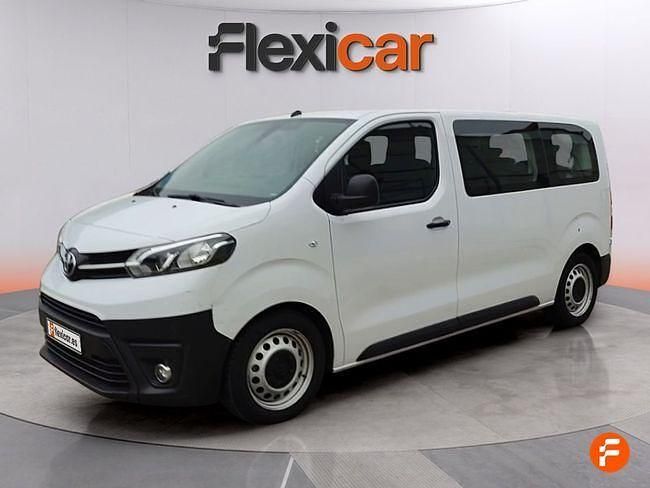 Usado Toyota Proace Comfort 120 CV (88 kW) 2022 Blanco Monovolumen