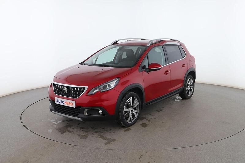 Rojo Usado 2018 Peugeot 2008 Allure SUV | 13.999 € (Un poco caro) - Imagen 1/3