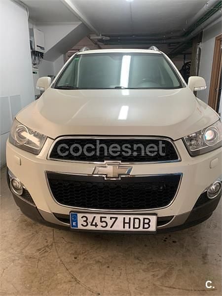 Blanco Usado 2011 Chevrolet Captiva LTZ SUV | 7900 € (Precio justo) - Imagen 1/4