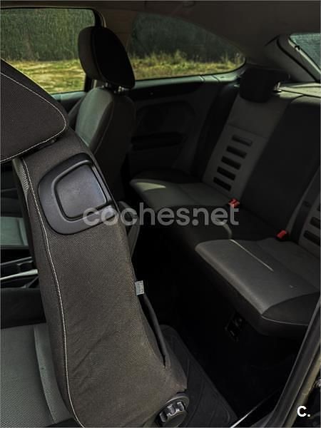 Usado Ford Focus Sport 109 CV (80 kW) 2007 Negro Berlina