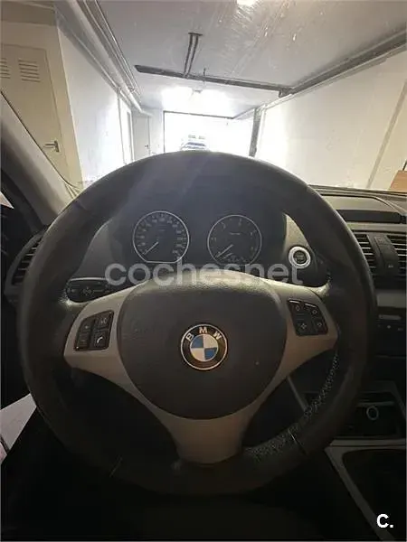 Usado BMW 118 122 CV (89 kW) 2007 Negro Utilitario