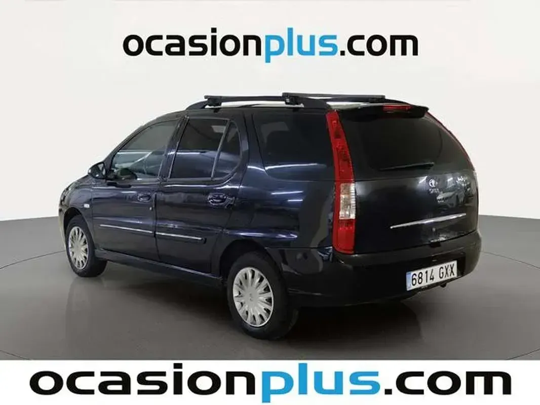 Usado Tata Indigo 86 CV (63 kW) 2010 Negro Familiar