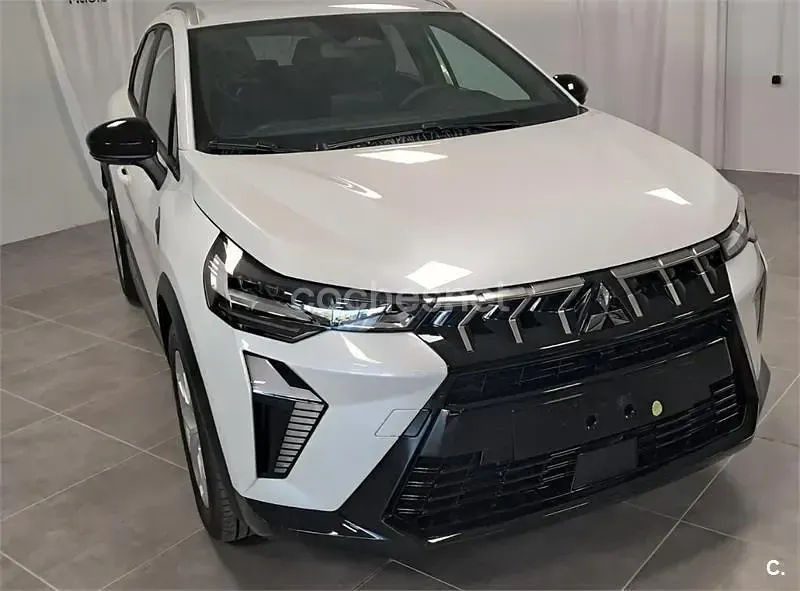 Usado Mitsubishi ASX Motion 140 CV (102 kW) 2025 Blanco SUV