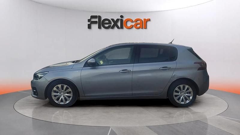 Usado Peugeot 308 Style 131 CV (96 kW) 2020 Gris Berlina