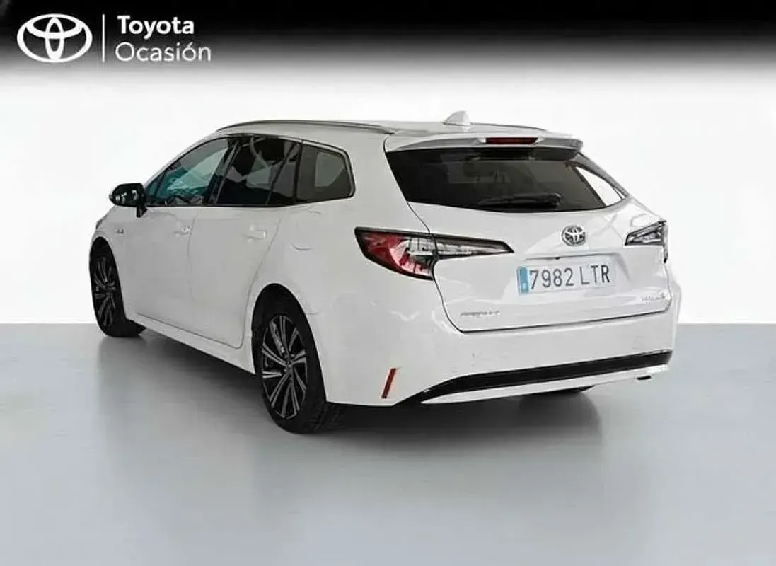Usado Toyota Corolla Style 122 CV (89 kW) 2021 Blanco Utilitario