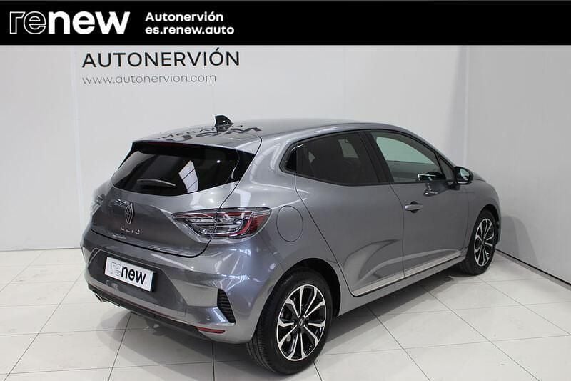 Usado Renault Clio V Techno 91 CV (66 kW) 2024 Gris Berlina