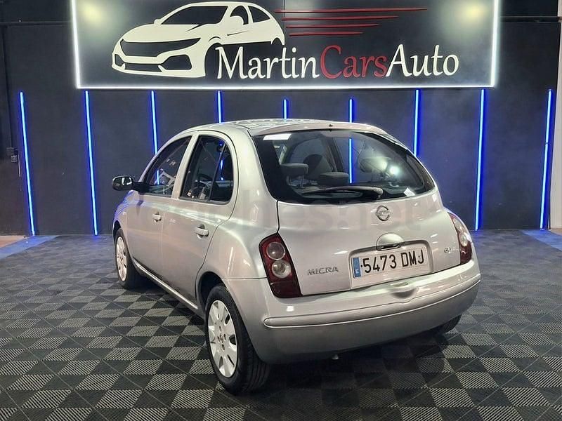 Usado Nissan Micra Acenta 82 CV (60 kW) 2005 Gris / plata Berlina