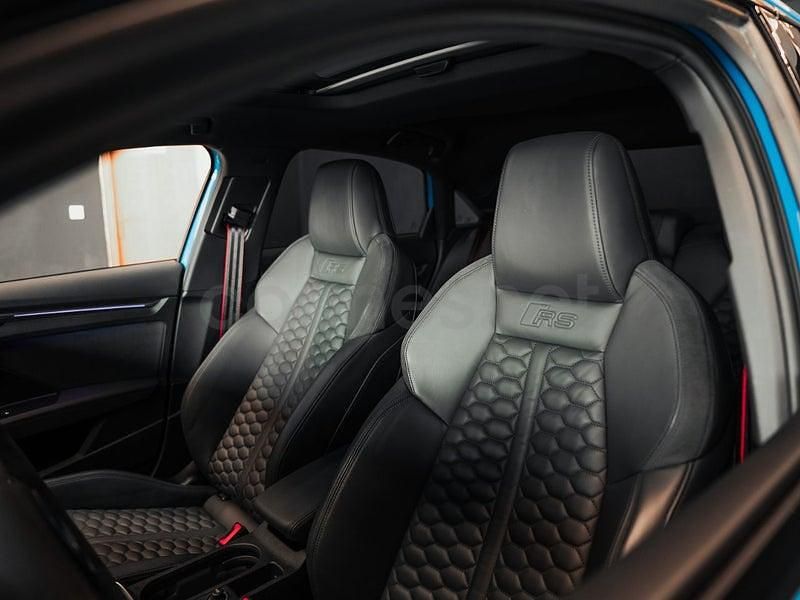 Usado Audi RS3 400 CV (294 kW) 2023 Azul Berlina