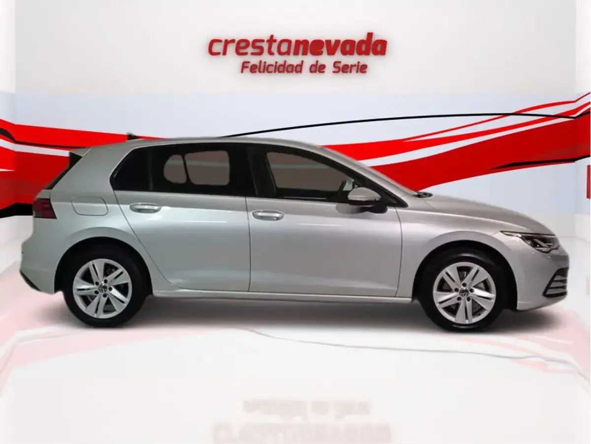 Usado VW Golf VIII Life 130 CV (95 kW) 2020 Gris Utilitario