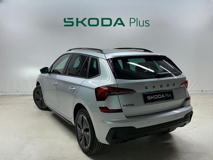Usado Skoda Kamiq Monte Carlo 150 CV (110 kW) 2025 Gris plata SUV