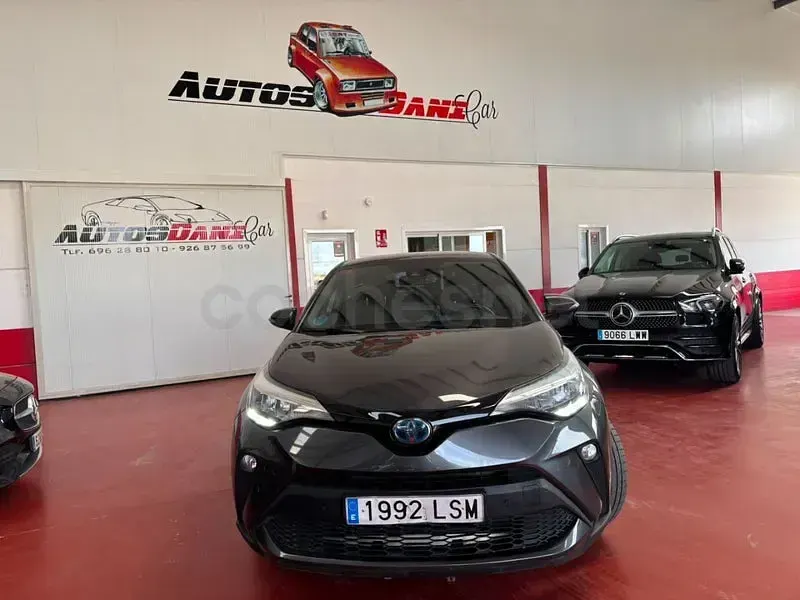 Usado Toyota C-HR Advance 122 CV (89 kW) 2021 Gris / plata SUV