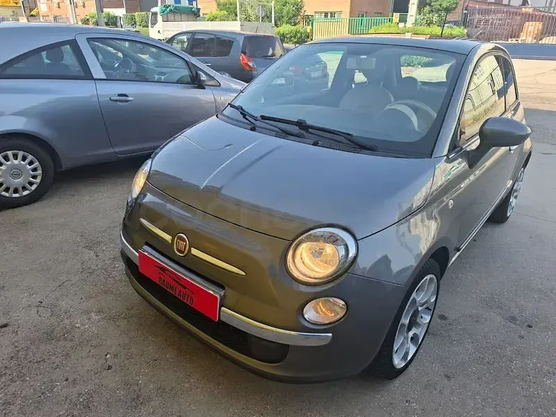 Usado Fiat 500 Lounge 69 CV (50 kW) 2015 Gris / plata Berlina