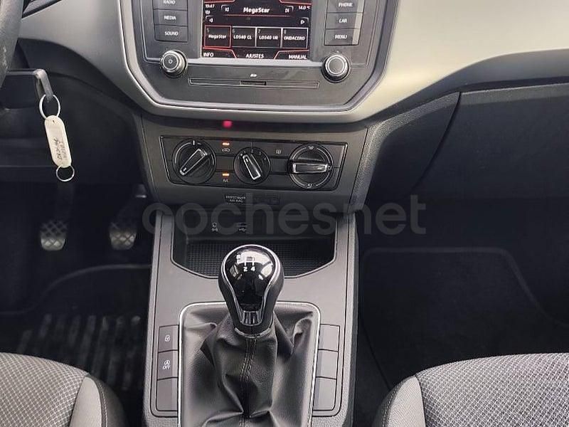 Usado Seat Ibiza Style 95 CV (69 kW) 2018 Gris / plata Utilitario
