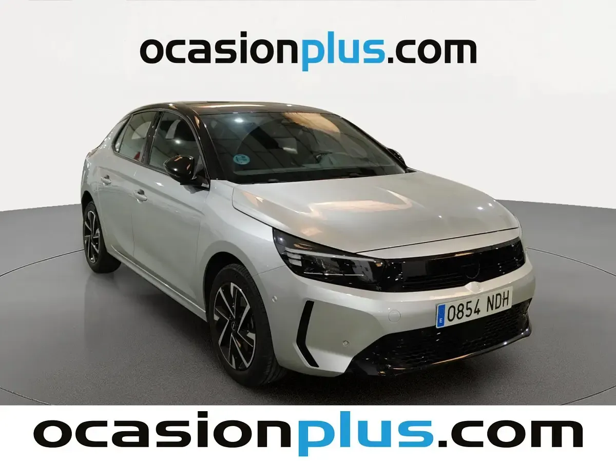 Usado Opel Corsa 100 CV (73 kW) 2025 Gris plata Utilitario