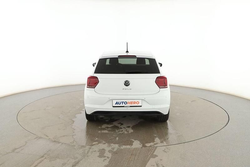 Usado VW Polo Advance 95 CV (69 kW) 2021 Blanco Berlina