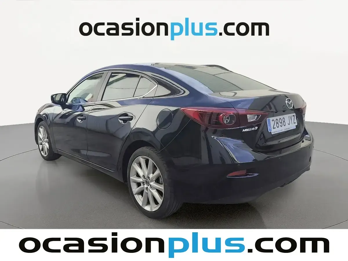 Usado Mazda 3 Luxury 120 CV (88 kW) 2017 Negro Berlina