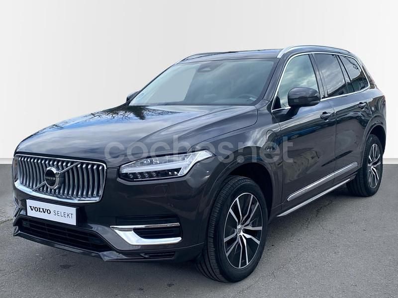 Gris / plata Usado 2022 Volvo XC90 R-Design SUV | 49.500 € (Un poco caro) - Imagen 1/3