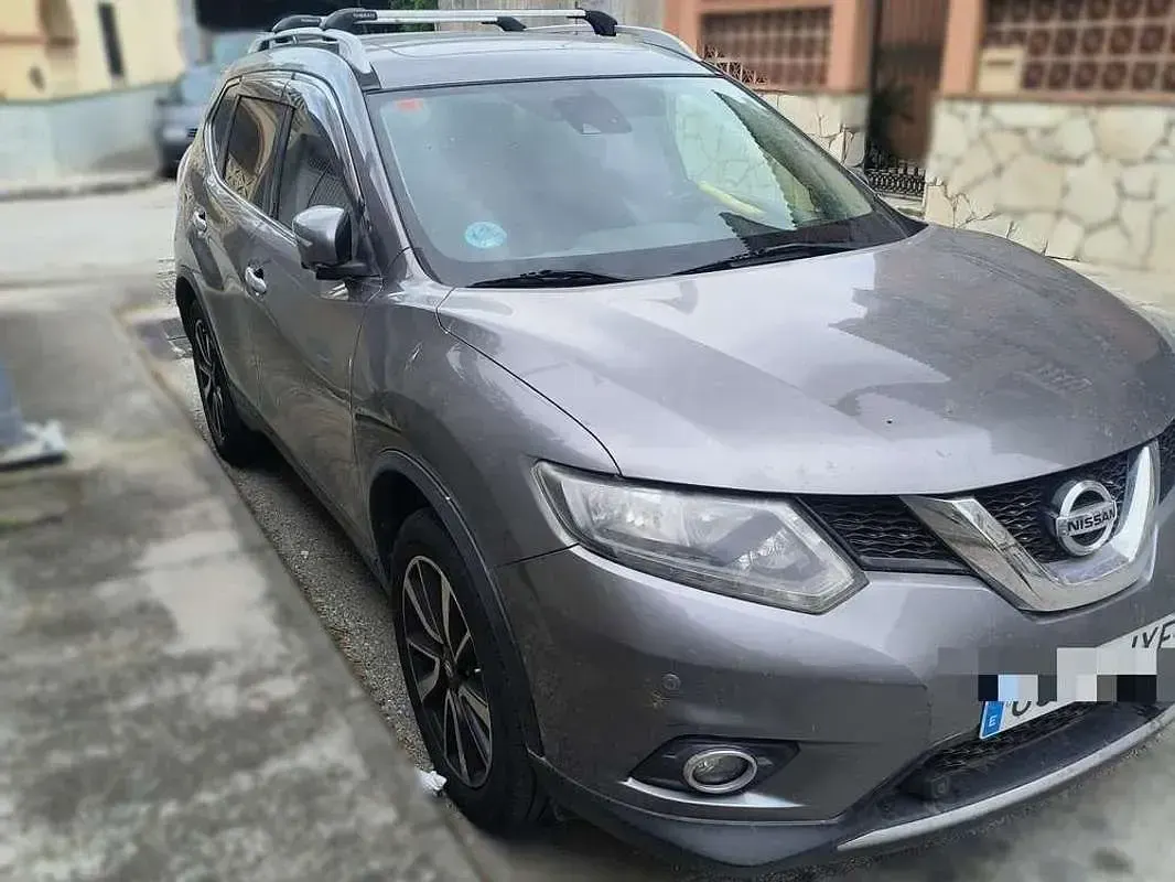 Usado Nissan X-Trail N-Connecta 131 CV (96 kW) 2017 Gris SUV