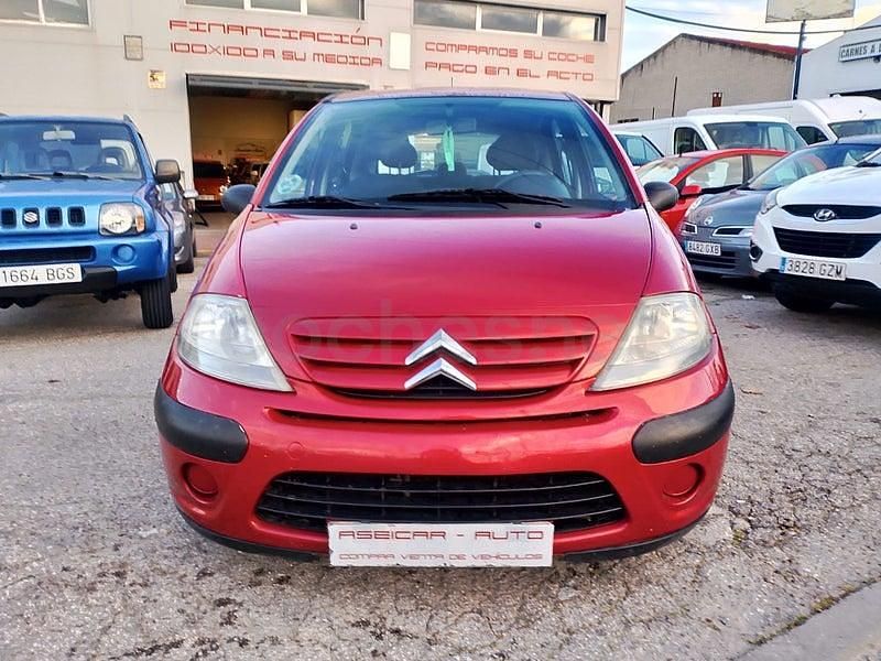 Usado Citroën C3 70 CV (51 kW) 2010 Granate Berlina