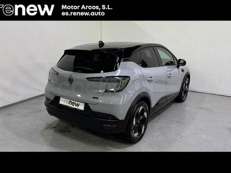 Usado Renault Captur Techno 145 CV (106 kW) 2025 Gris / plata SUV