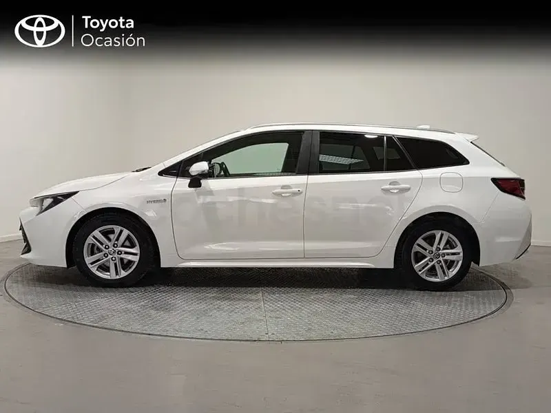 Usado Toyota Corolla Active 122 CV (89 kW) 2022 Blanco Familiar
