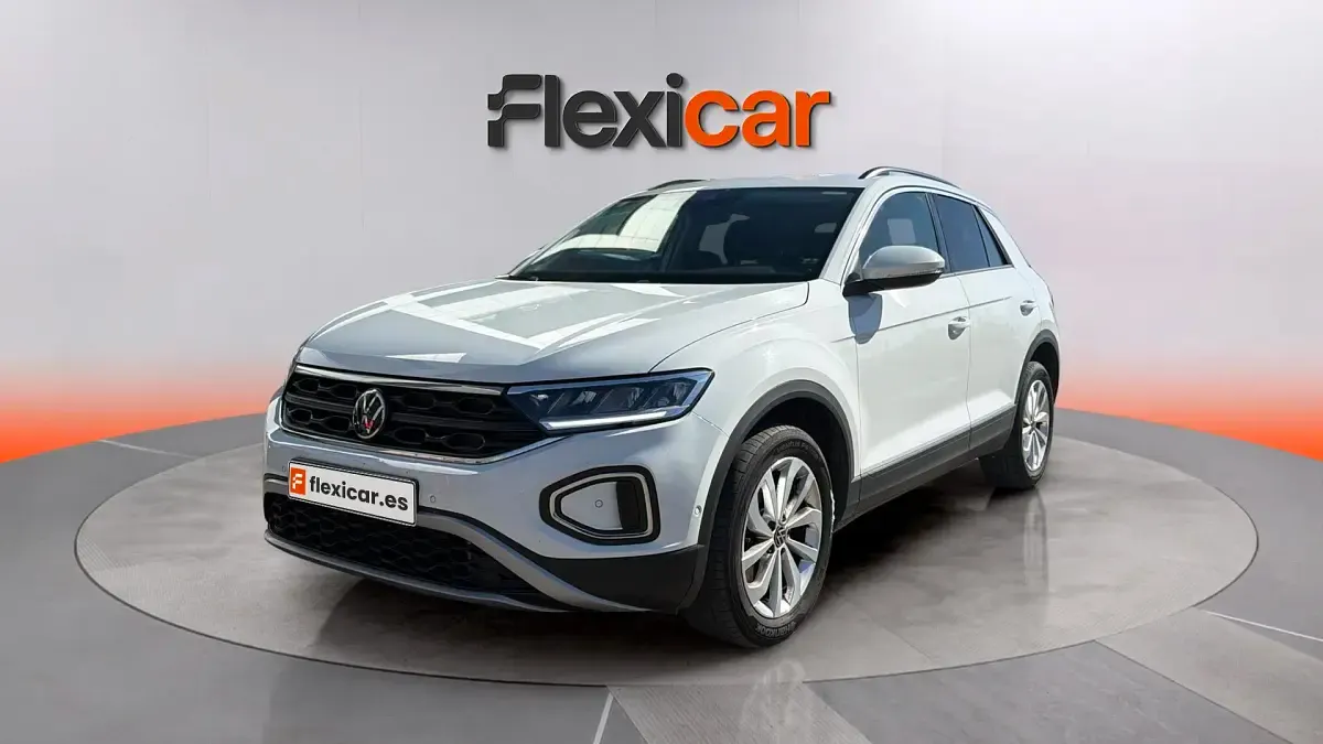 Usado VW T-Roc Life 150 CV (110 kW) 2023 Blanco SUV
