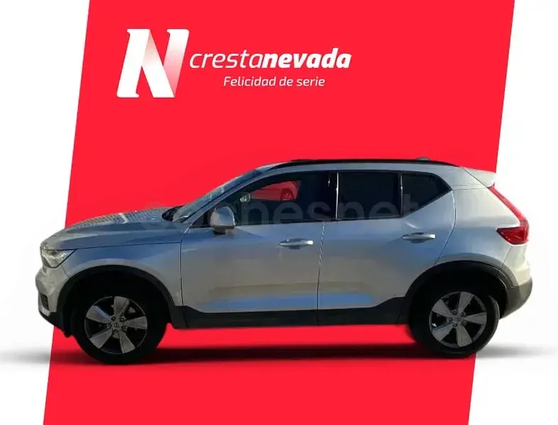Usado Volvo XC40 Momentum 156 CV (114 kW) 2018 Gris / plata SUV