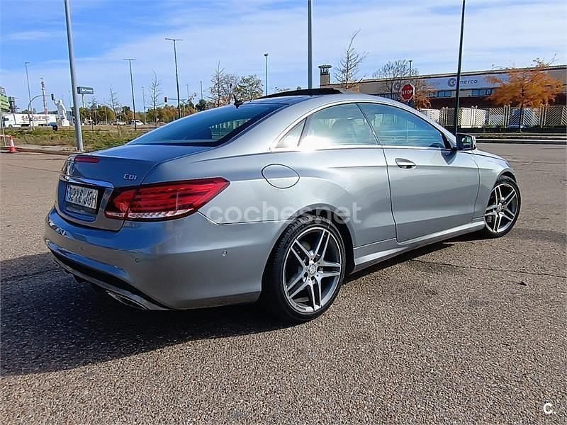 Usado Mercedes E220 170 CV (125 kW) 2015 Gris / plata Coupe