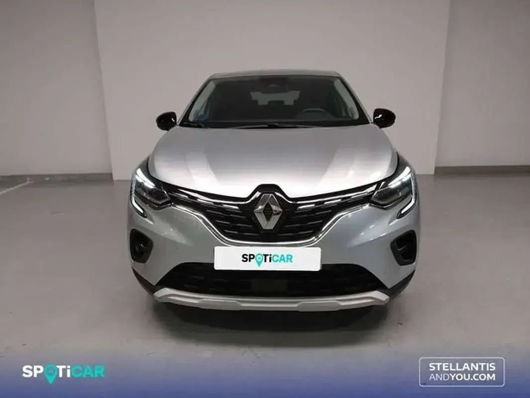 Usado Renault Captur Techno 162 CV (119 kW) 2022 Gris SUV