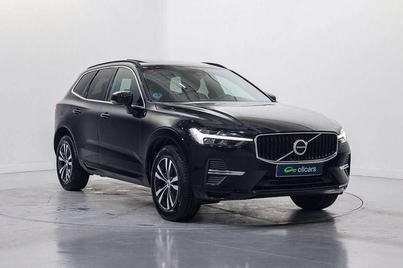 Usado Volvo XC60 Momentum 197 CV (144 kW) 2021 Blanco SUV