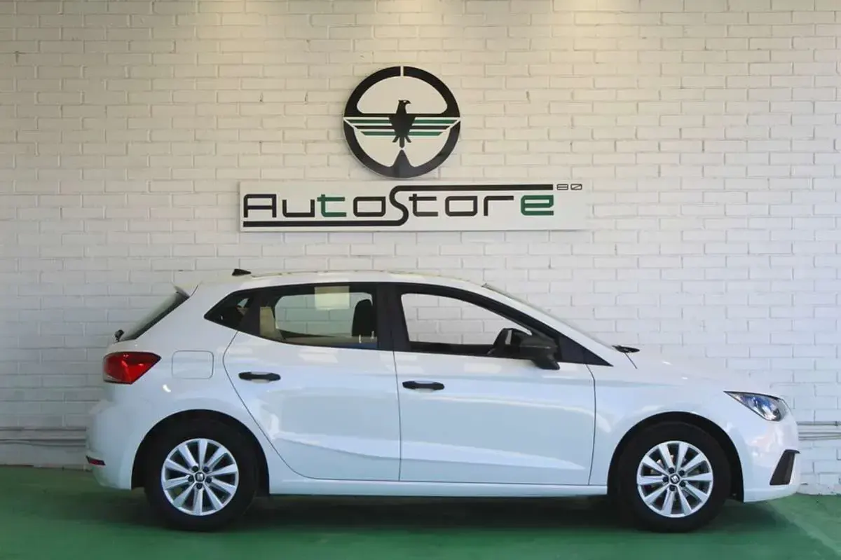 Usado Seat Ibiza Reference 80 CV (58 kW) 2020 Blanco Utilitario