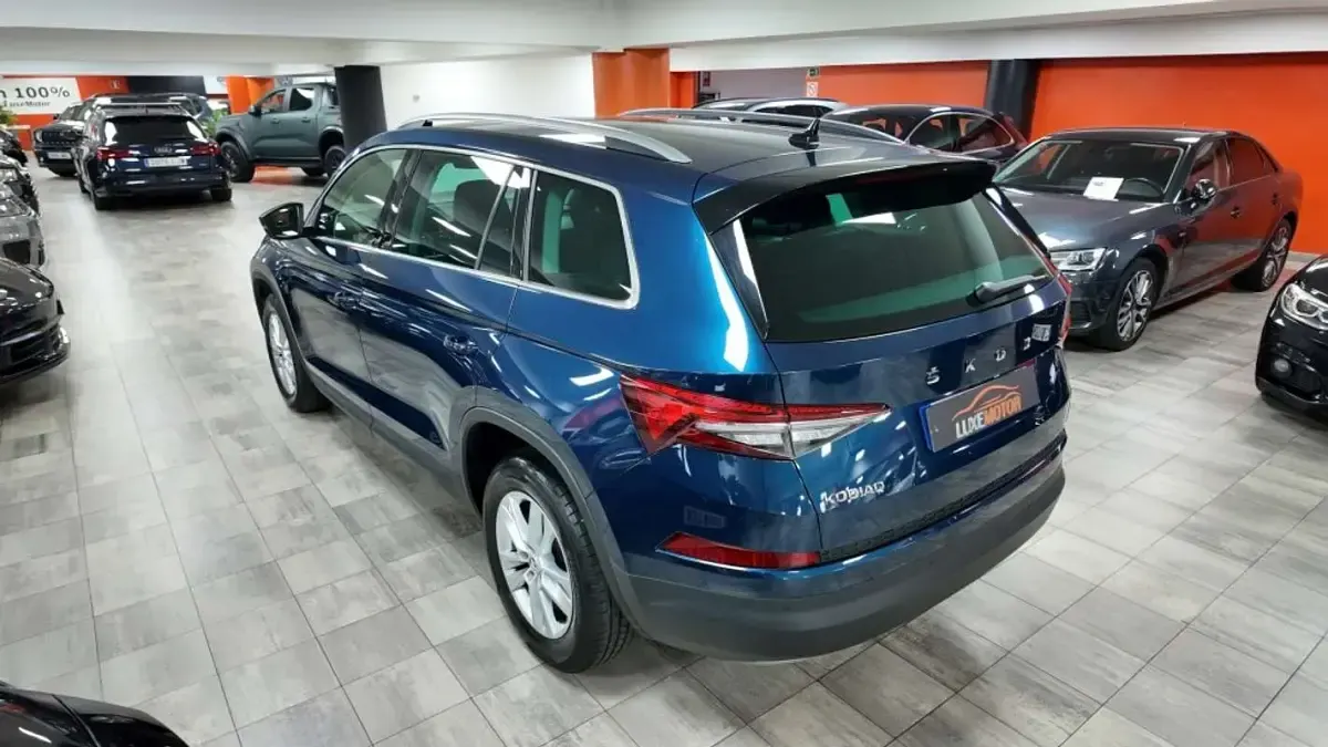 Usado Skoda Kodiaq Ambition 150 CV (110 kW) 2022 Azul SUV