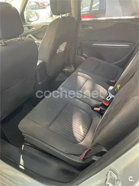 Usado Opel Zafira Tourer Selective 140 CV (102 kW) 2015 Gris / plata Monovolumen