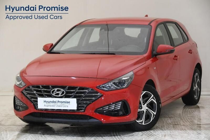 Engine red Usado 2024 Hyundai i30 | 19.490 € (Precio justo) - Imagen 1/4