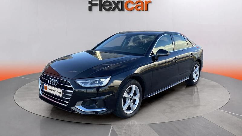 Usado Audi A4 Advanced Plus 136 HP (100 kW) 2021 Preto Sedan