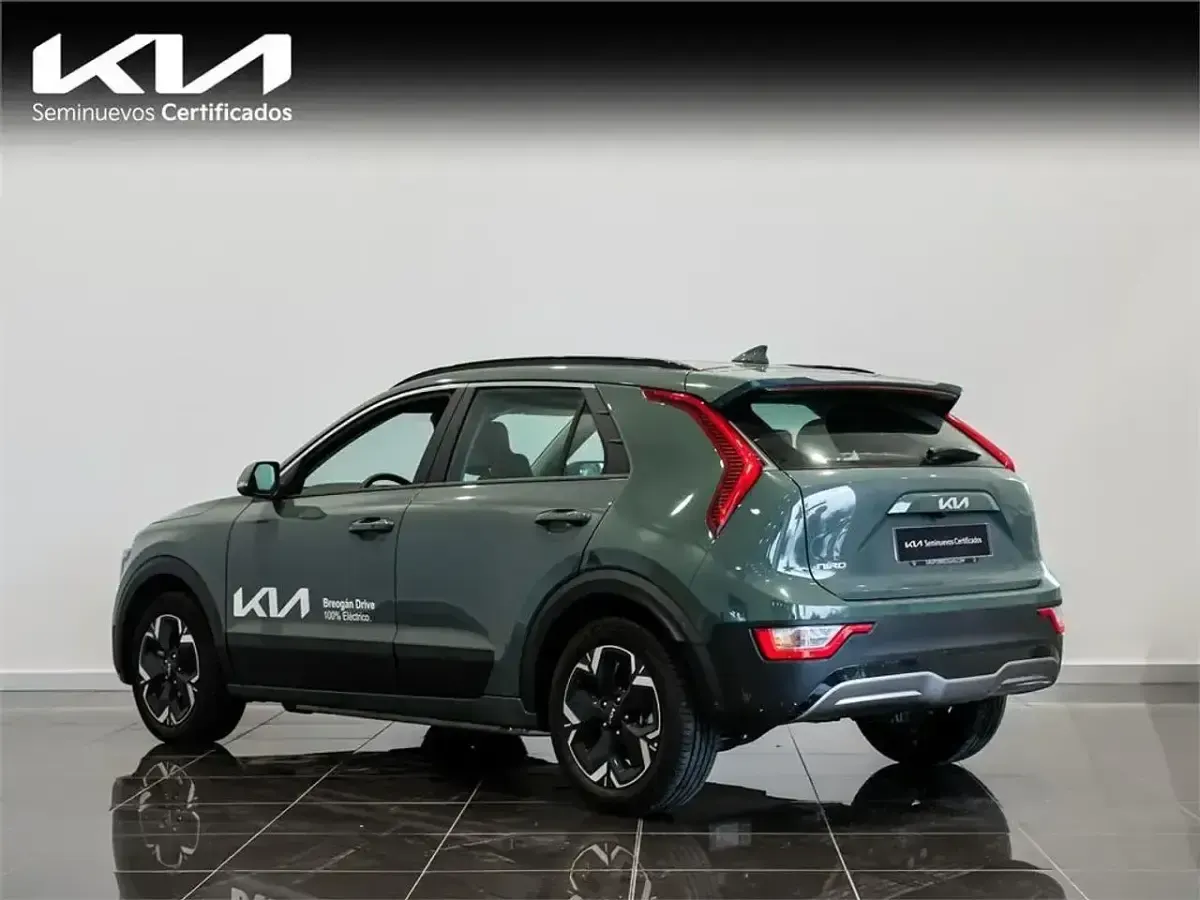 Usado Kia e-Niro 150 kW (204 CV) 2025 Verde SUV