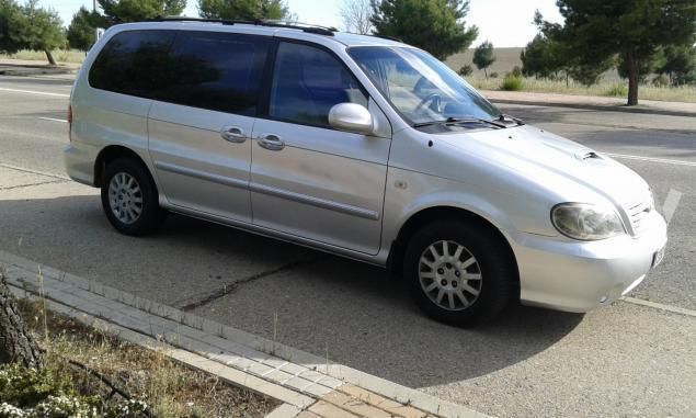 Kia carnival 2005 год Kia carnival 2005 год