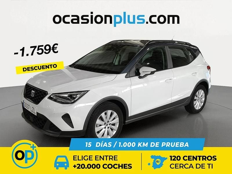Usado Seat Arona Style 110 CV (80 kW) 2022 Blanco SUV