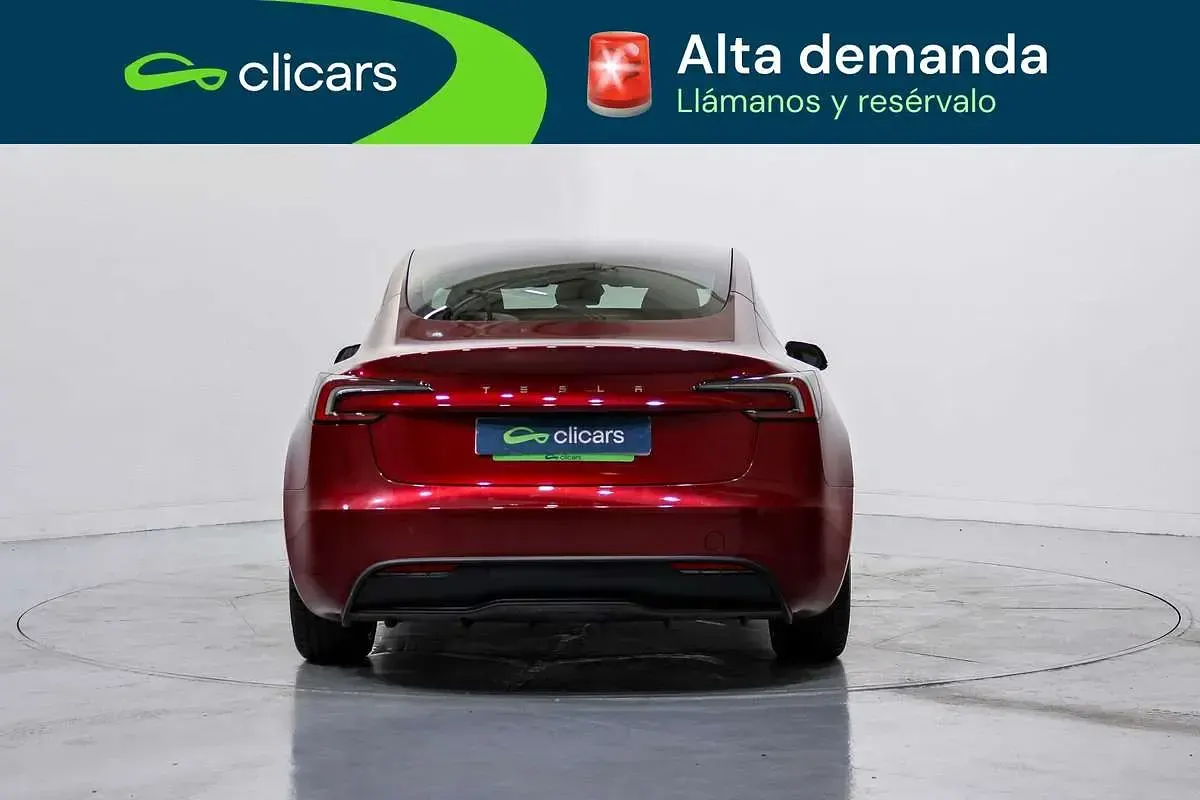 Usado Tesla Model 3 Standard Range 208 kW (283 CV) 2024 Rojo Berlina