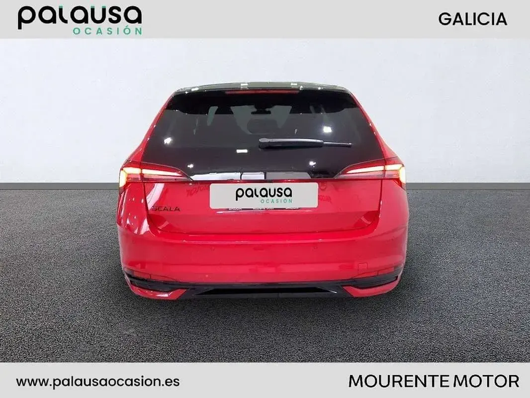 Usado Skoda Scala Monte Carlo 116 CV (85 kW) 2026 Rojo Utilitario