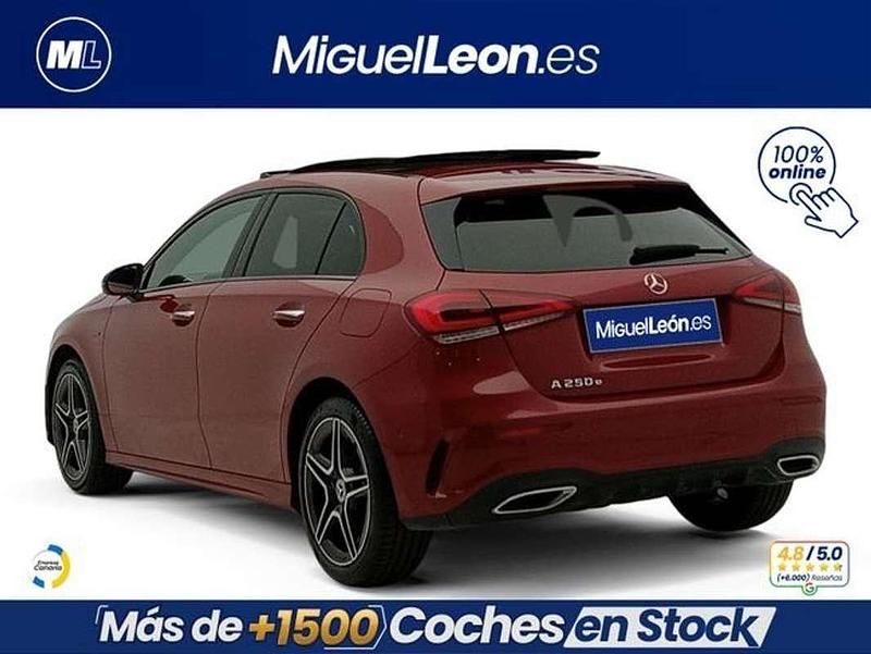 Usado Mercedes A220 218 CV (160 kW) 2022 Rojo Berlina