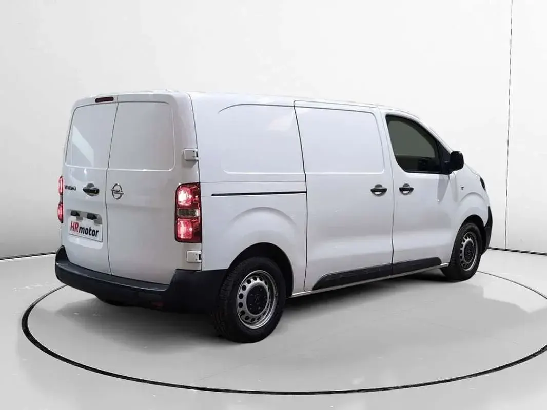 Usado Opel Vivaro S 102 CV (75 kW) 2021 Blanco Monovolumen